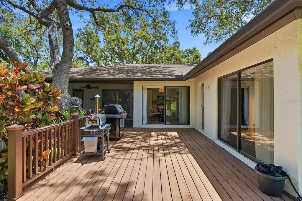 8 Clearview Drive Safety Harbor FL 34695