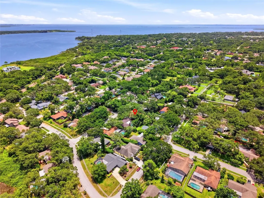 8 Clearview Drive Safety Harbor FL 34695