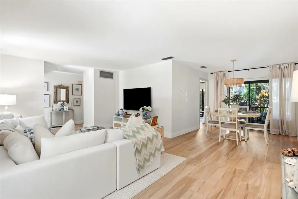 8 Clearview Drive Safety Harbor FL 34695