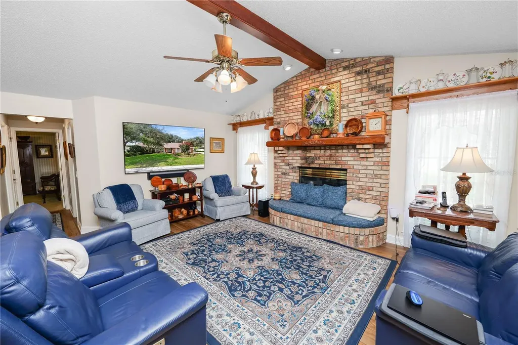 1626 Sherwood Lakes Boulevard Lakeland FL 33809
