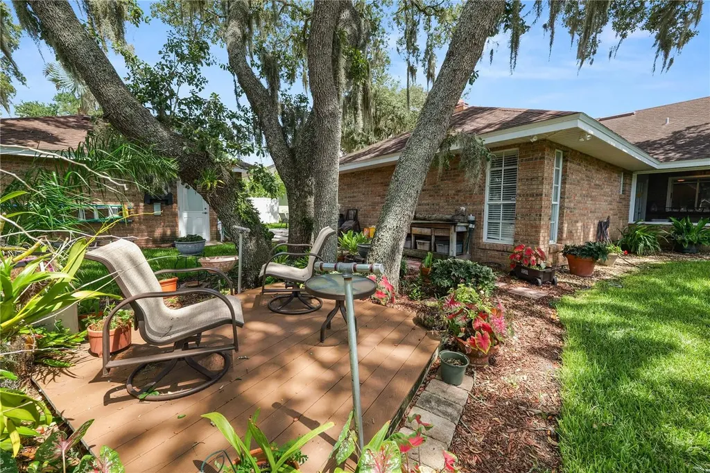1626 Sherwood Lakes Boulevard Lakeland FL 33809