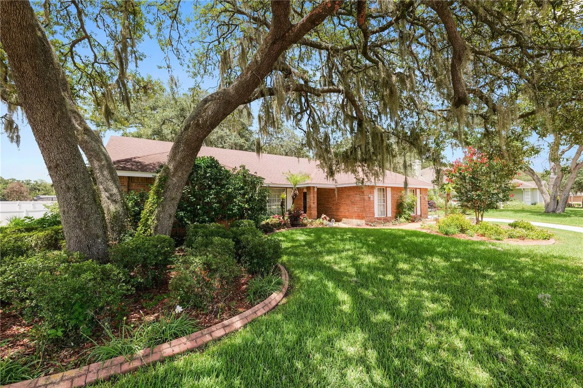 1626 Sherwood Lakes Boulevard Lakeland FL 33809