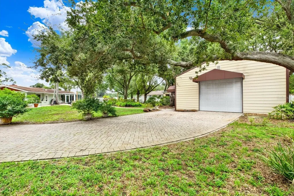 5790 150th Avenue N Clearwater FL 33760