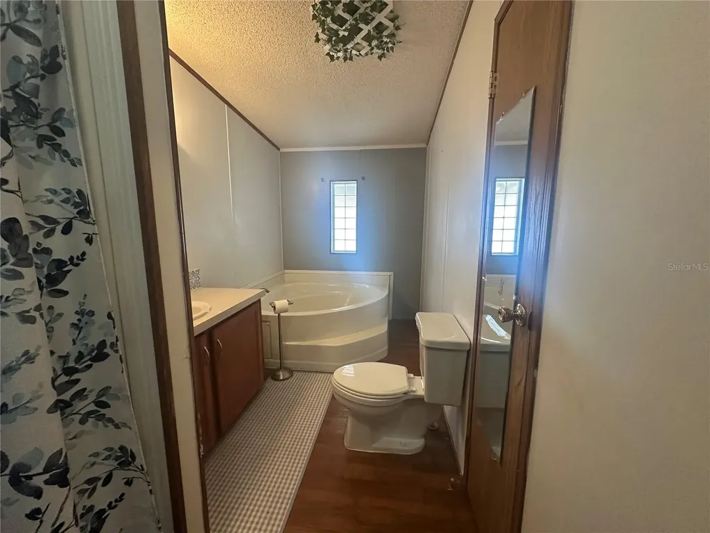 8528 Avon Lady Place Plant City FL 33567