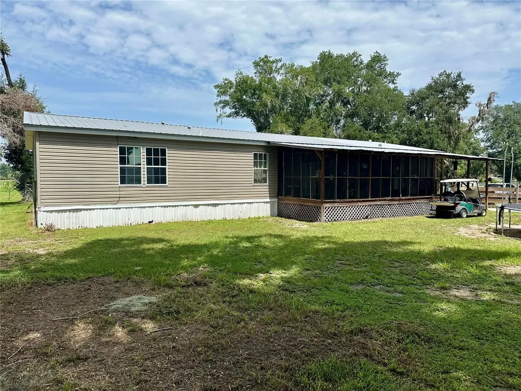 8528 Avon Lady Place Plant City FL 33567