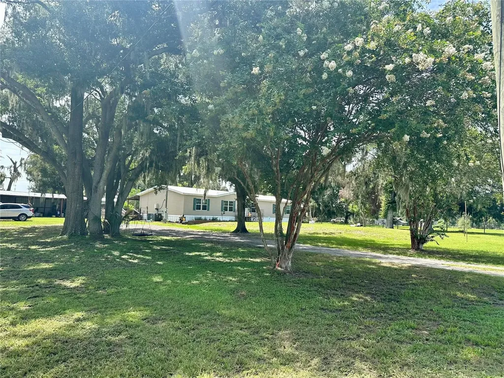 8528 Avon Lady Place Plant City FL 33567