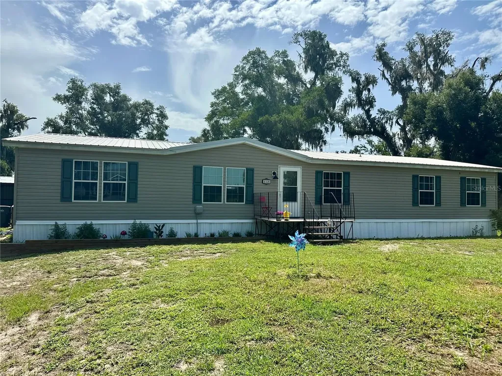 8528 Avon Lady Place Plant City FL 33567