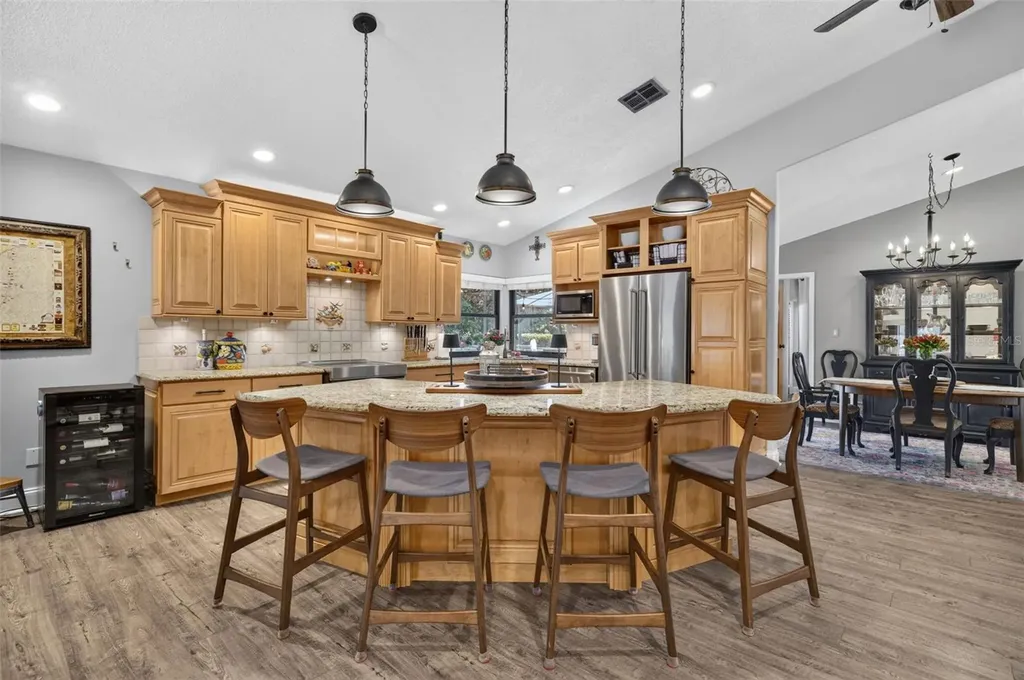 1043 Lakeside Drive Apopka FL 32712