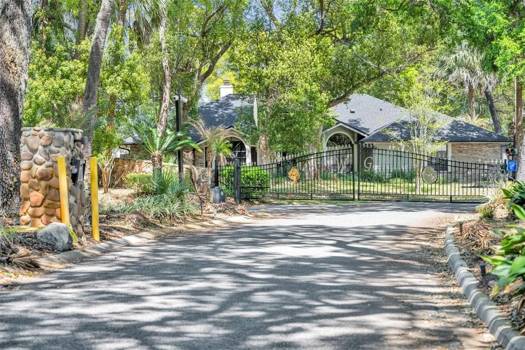 1043 Lakeside Drive Apopka FL 32712
