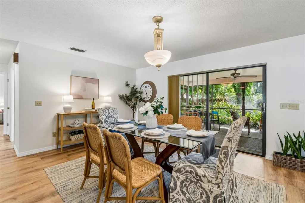 16509 Round Oak Drive Tampa FL 33618