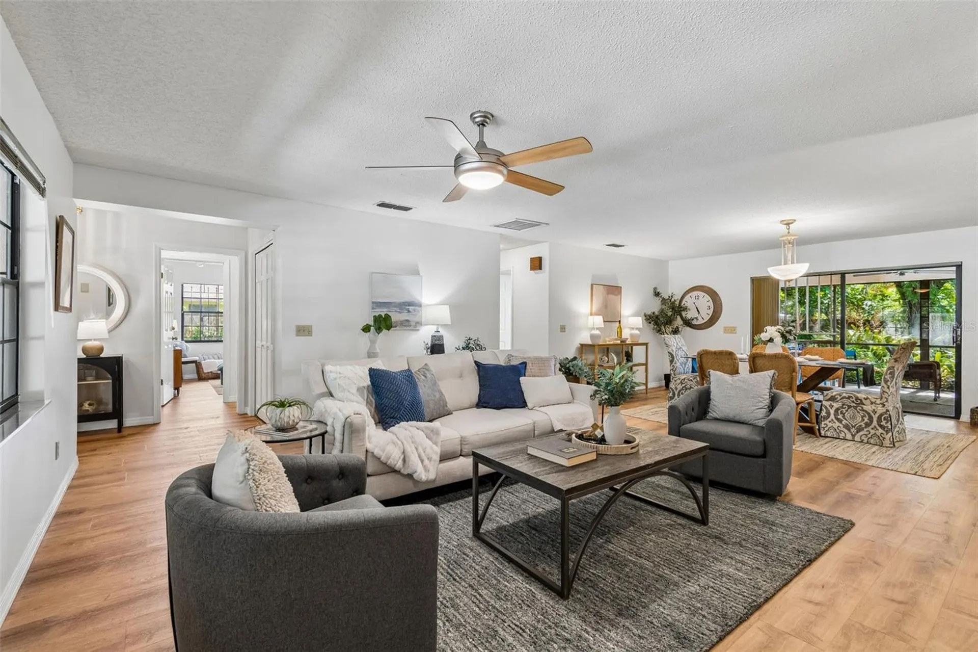 16509 Round Oak Drive Tampa FL 33618
