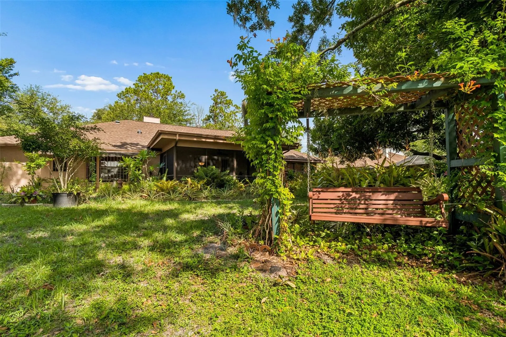 16509 Round Oak Drive Tampa FL 33618
