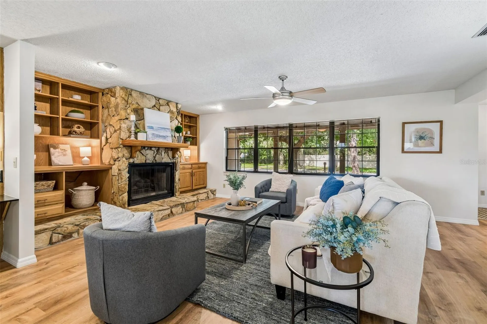 16509 Round Oak Drive Tampa FL 33618