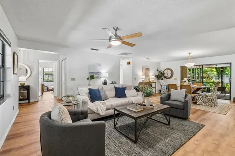 16509 Round Oak Drive Tampa FL 33618