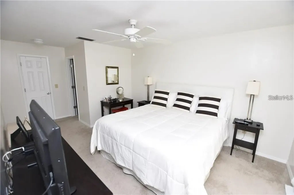 3926 Calliandra Drive Sarasota FL 34232