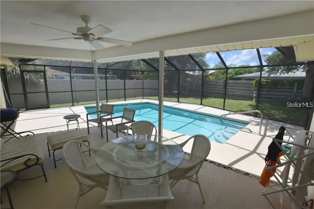 3926 Calliandra Drive Sarasota FL 34232