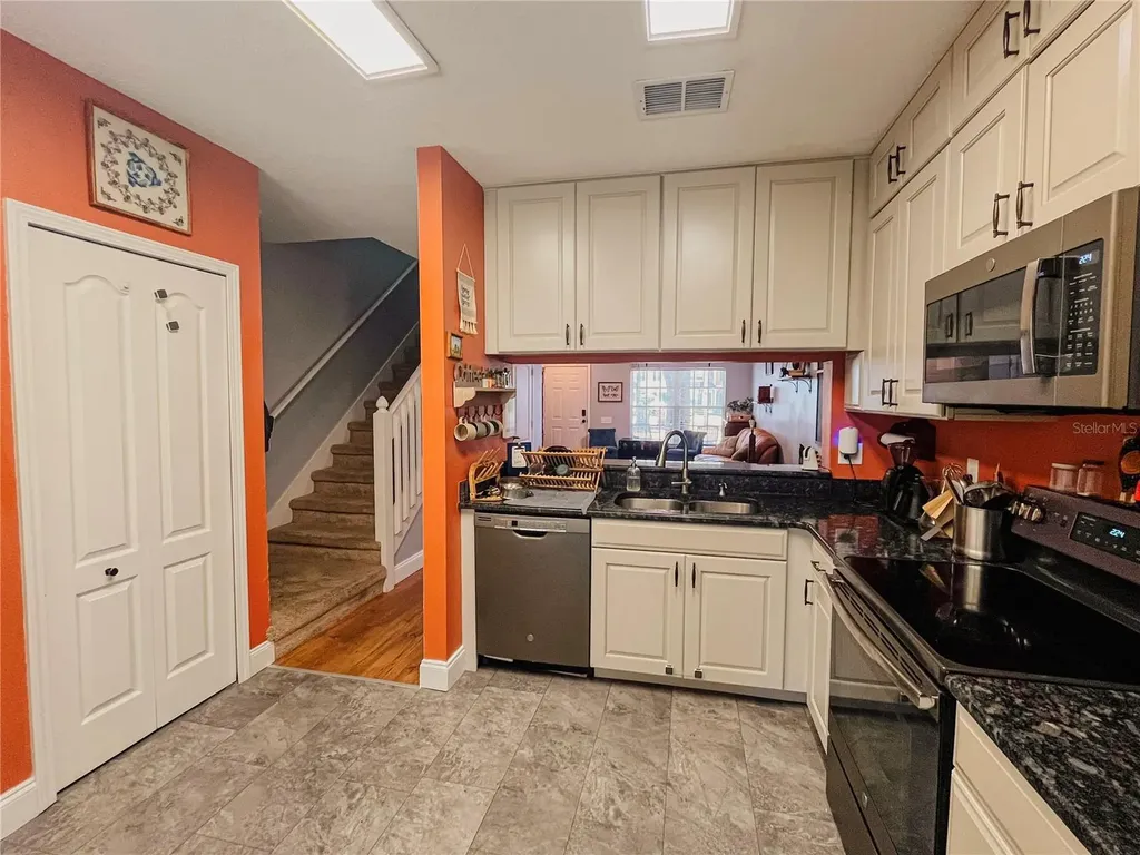 1116 Kennewick Court Wesley Chapel FL 33543