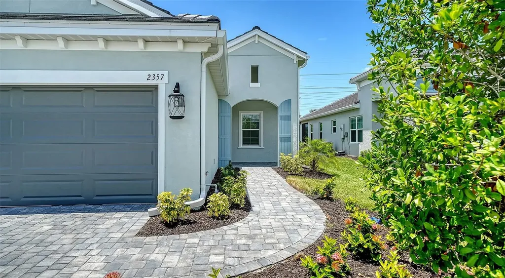 2357 Blue Mahoe Lane Sarasota FL 34240