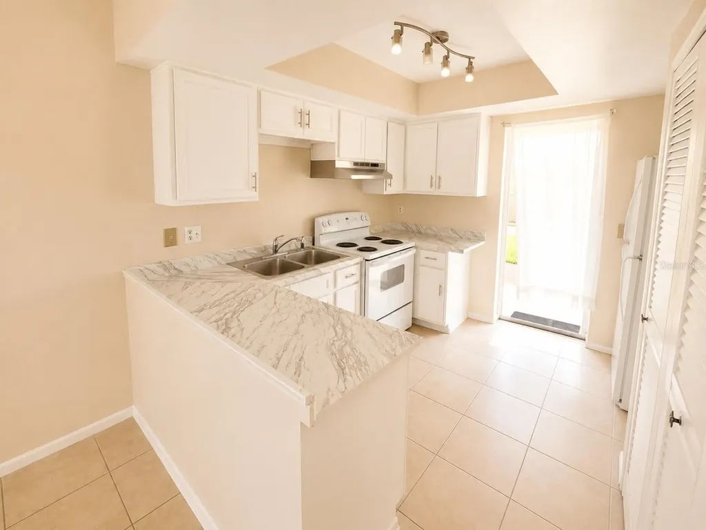 29 W Country Cove Way Kissimmee FL 34743