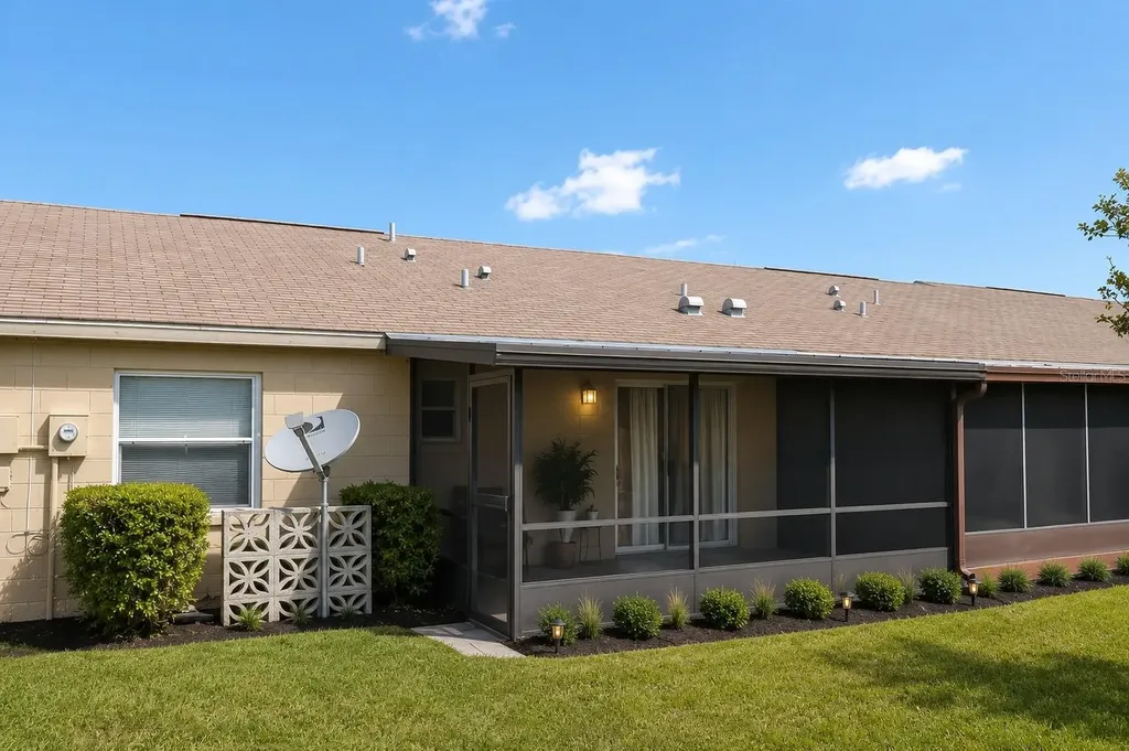 29 W Country Cove Way Kissimmee FL 34743