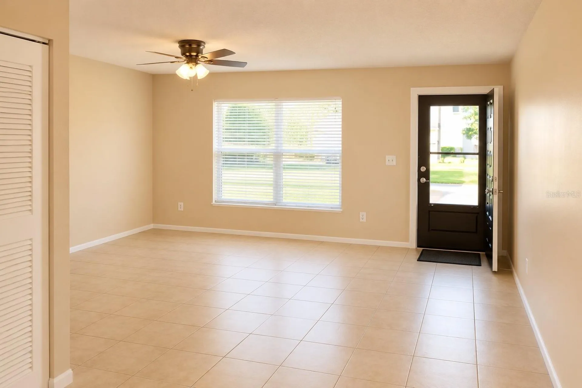 29 W Country Cove Way Kissimmee FL 34743