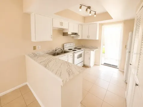 29 W Country Cove Way Kissimmee FL 34743