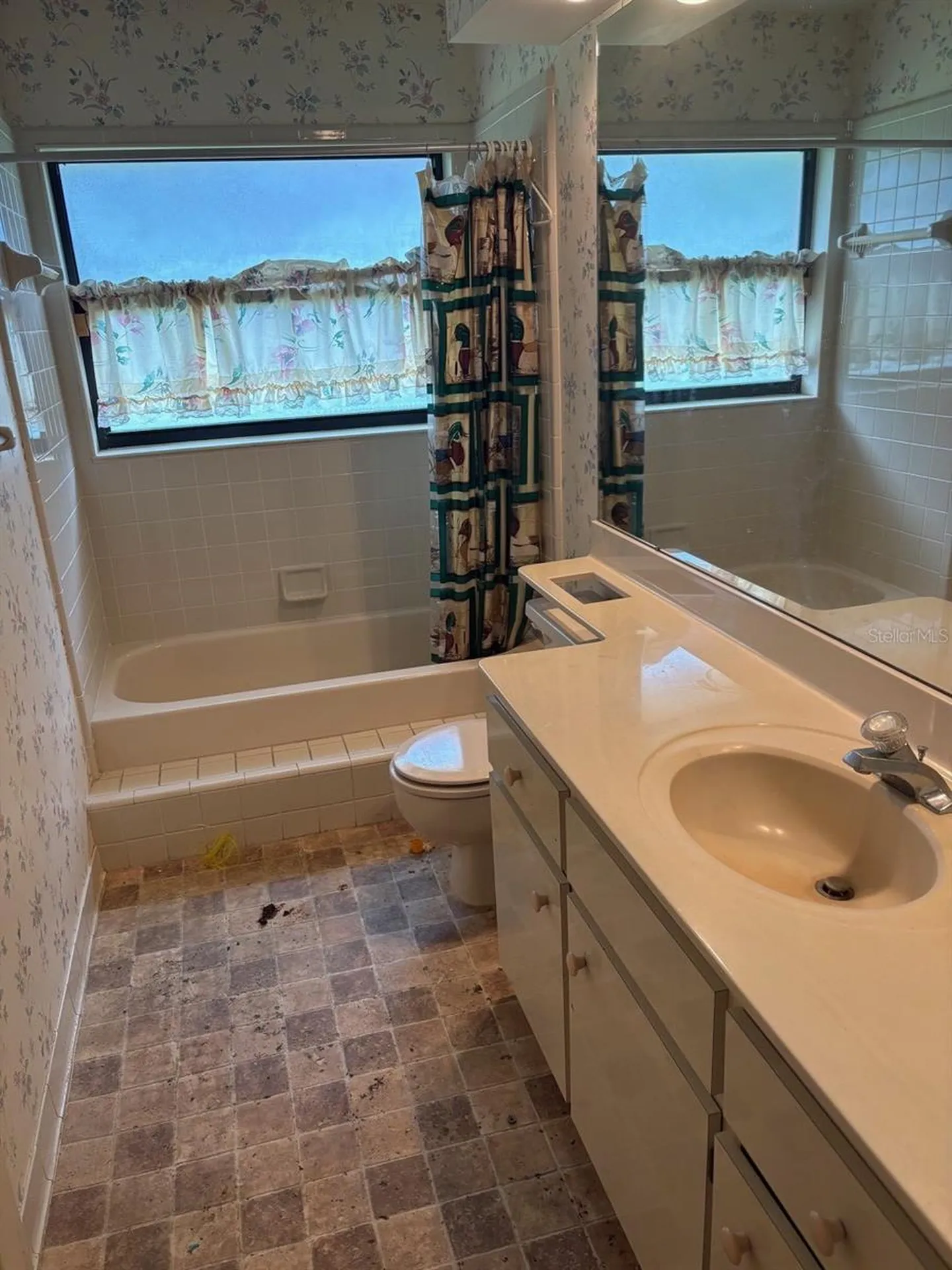 222 Meadow Lake Drive Edgewater FL 32141