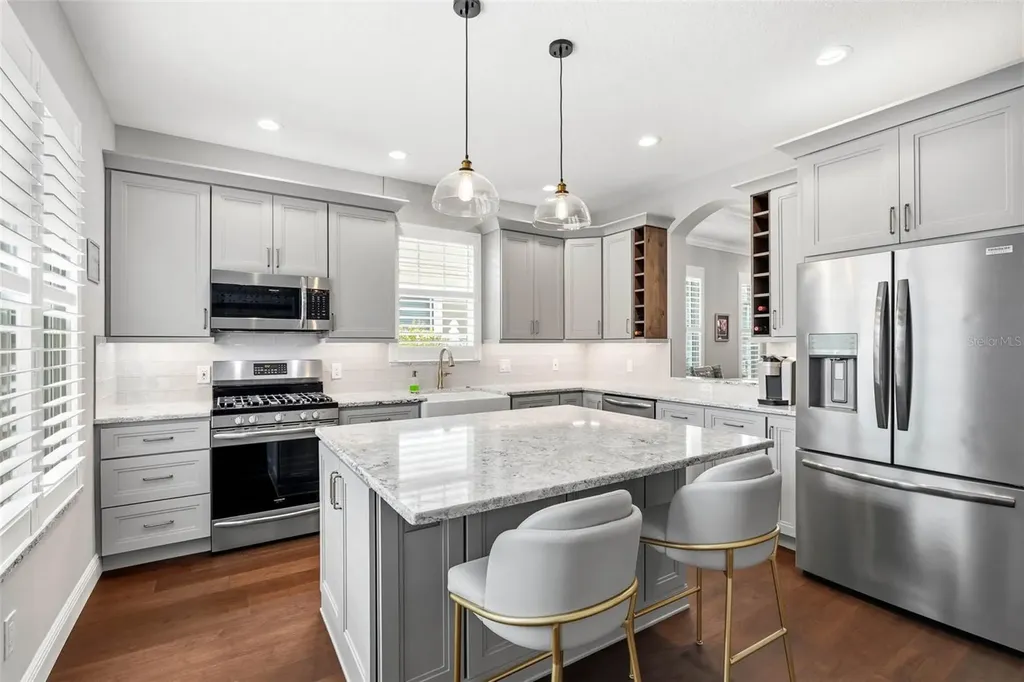9613 W Park Village Drive Tampa FL 33626