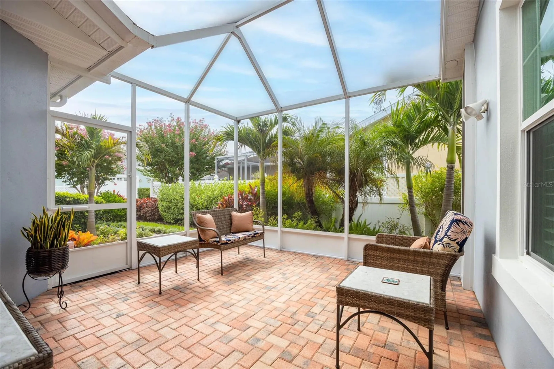 9613 W Park Village Drive Tampa FL 33626