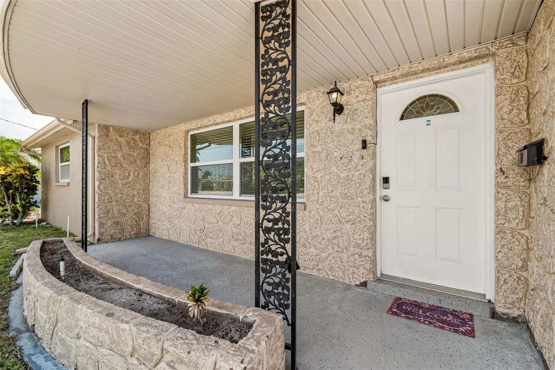 12617 4th Isle Hudson FL 34667