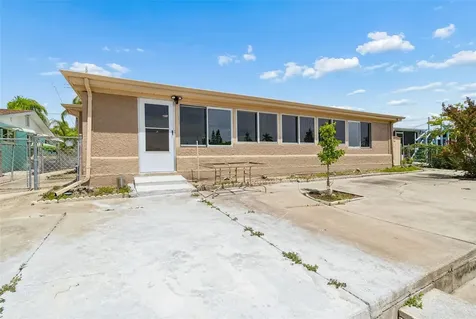 12617 4th Isle Hudson FL 34667