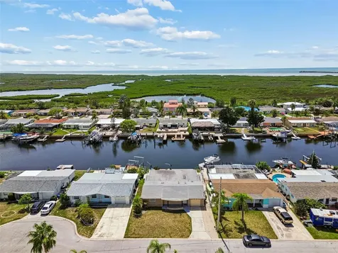 12617 4th Isle Hudson FL 34667
