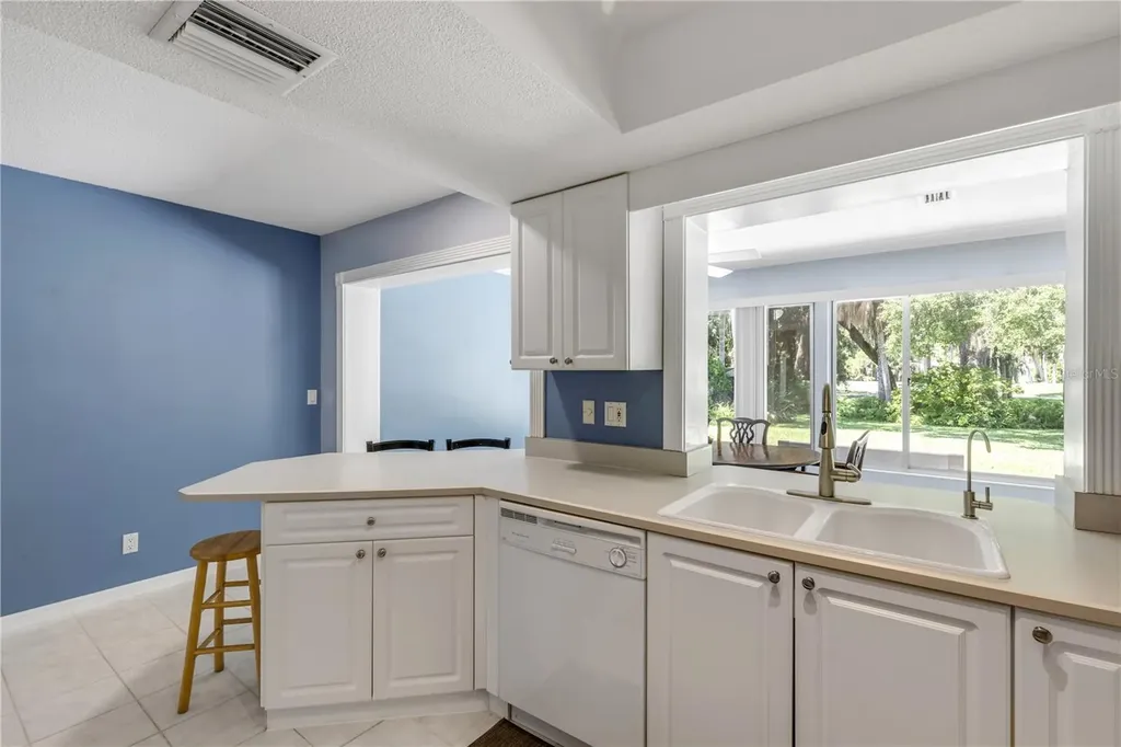 19 Crompton Place Palm Coast FL 32137