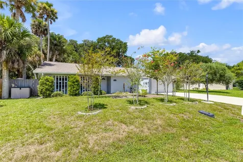 19 Crompton Place Palm Coast FL 32137