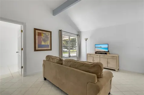 19 Crompton Place Palm Coast FL 32137