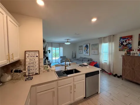 3925 Angola Lane Sanford FL 32771