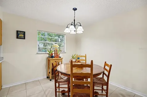 250 Cambridge Avenue NE Palm Bay FL 32907