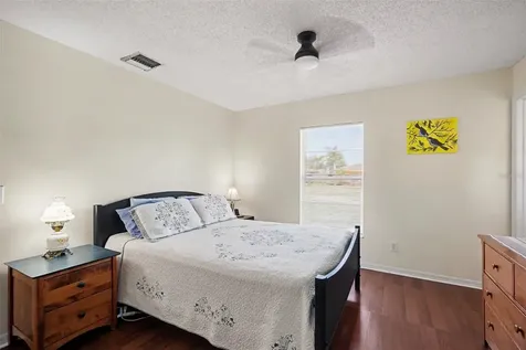 250 Cambridge Avenue NE Palm Bay FL 32907