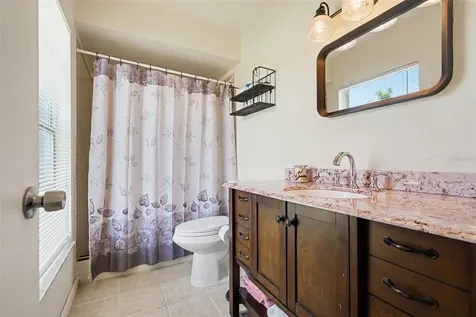 250 Cambridge Avenue NE Palm Bay FL 32907