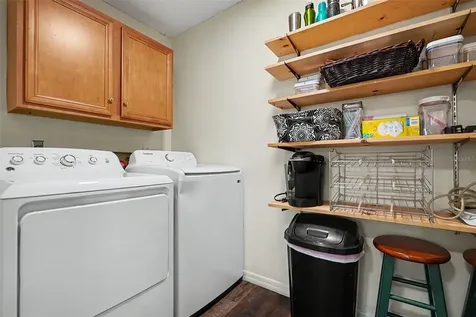 250 Cambridge Avenue NE Palm Bay FL 32907