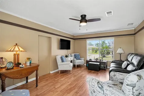 250 Cambridge Avenue NE Palm Bay FL 32907
