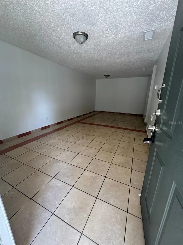 8508 Channelview Circle Tampa FL 33614