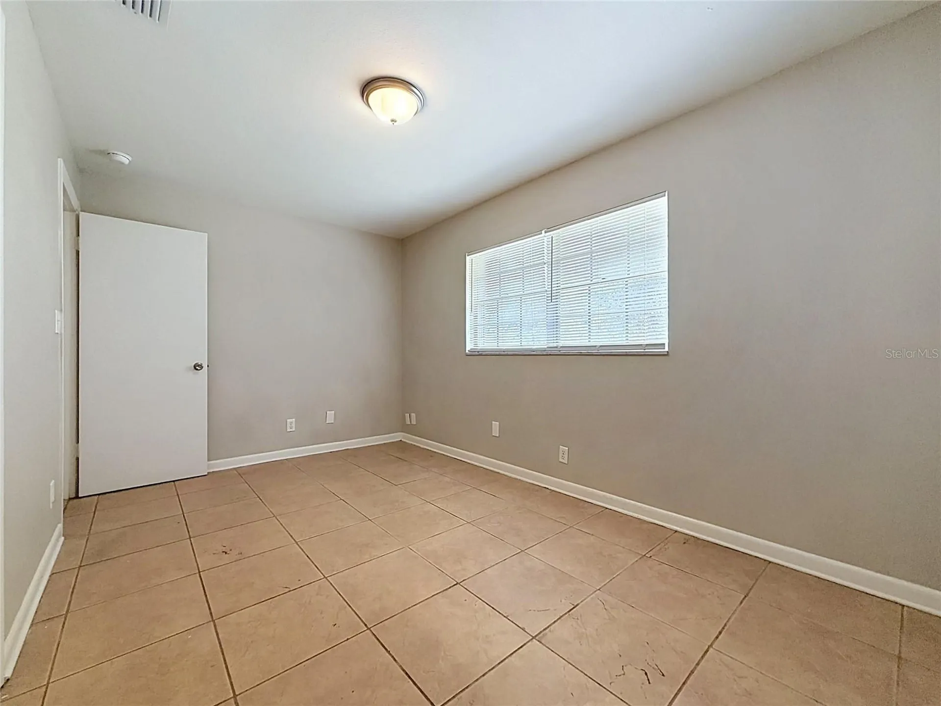 7123 Woodfield Drive Tampa FL 33617