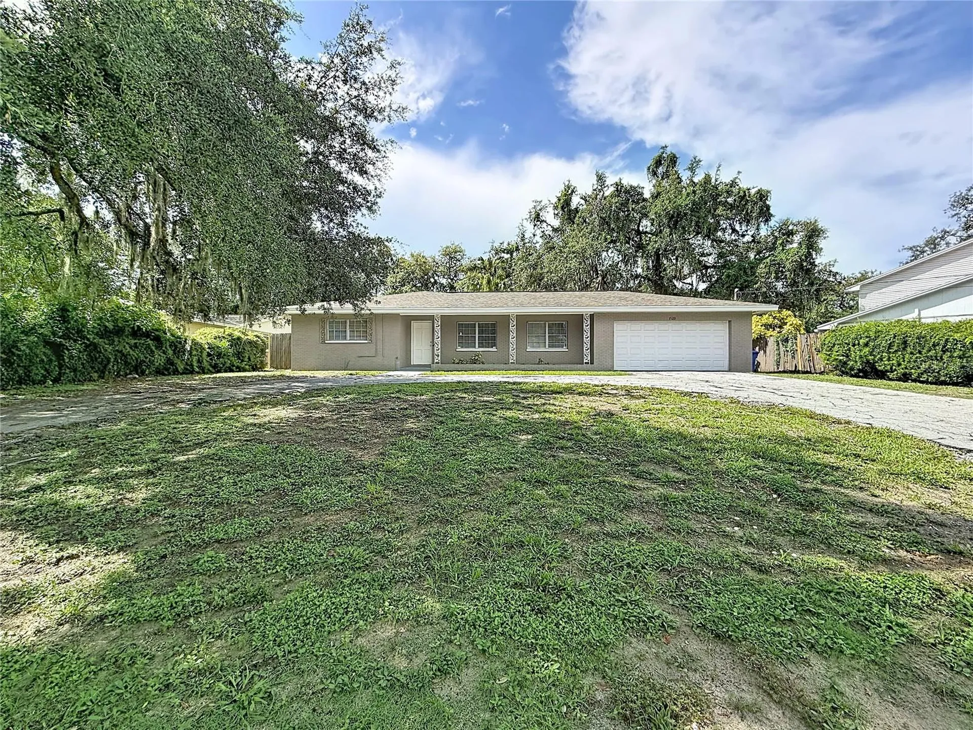 7123 Woodfield Drive Tampa FL 33617