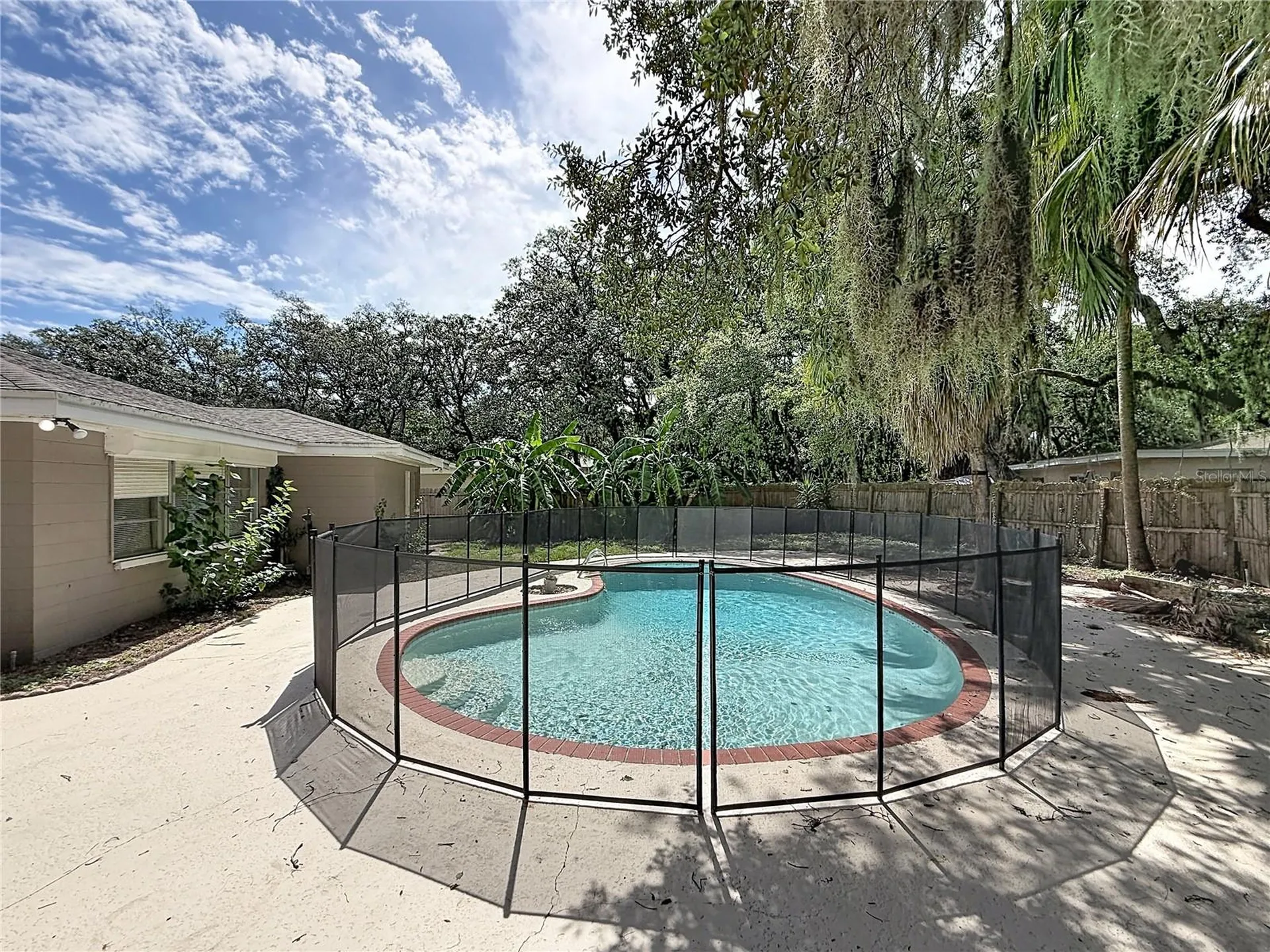 7123 Woodfield Drive Tampa FL 33617
