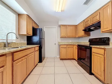 7123 Woodfield Drive Tampa FL 33617