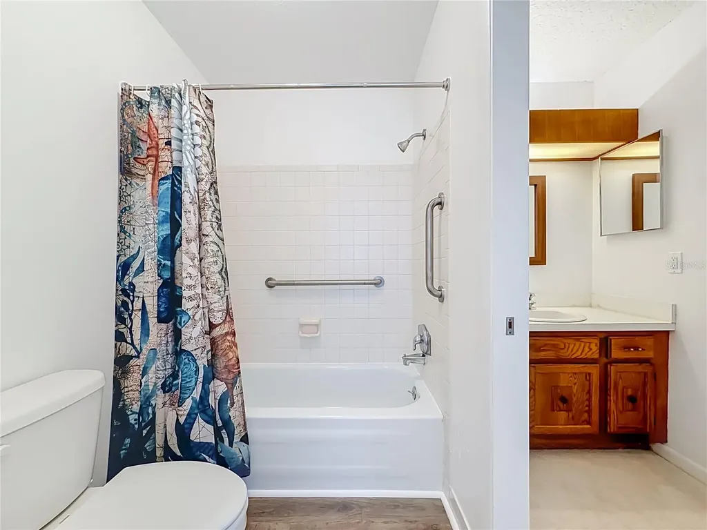 6537 Cape Hatteras Way NE St Petersburg FL 33702