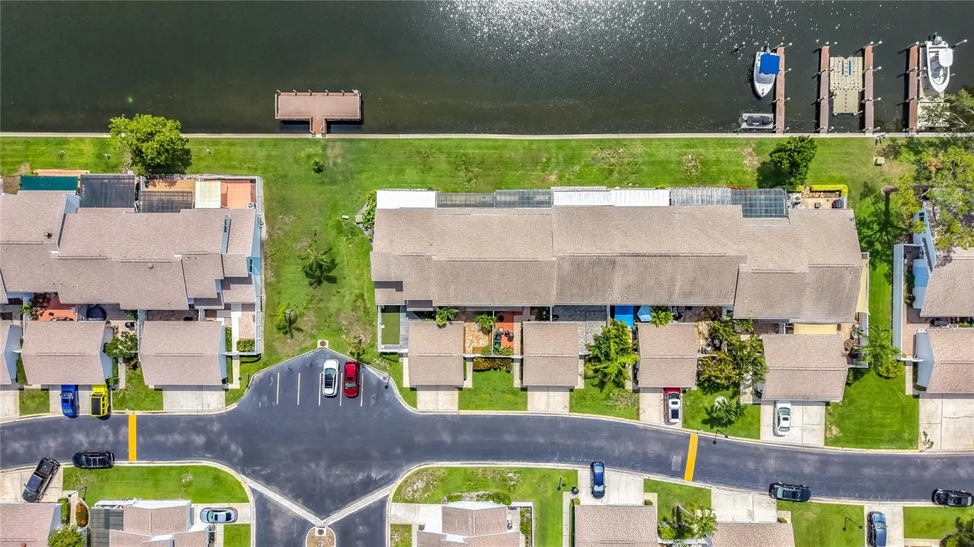 6537 Cape Hatteras Way NE St Petersburg FL 33702