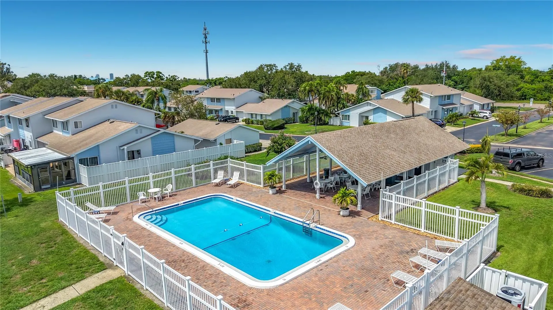 6537 Cape Hatteras Way NE St Petersburg FL 33702