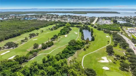6537 Cape Hatteras Way NE St Petersburg FL 33702